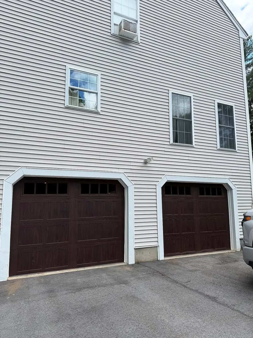 Modern garage door design