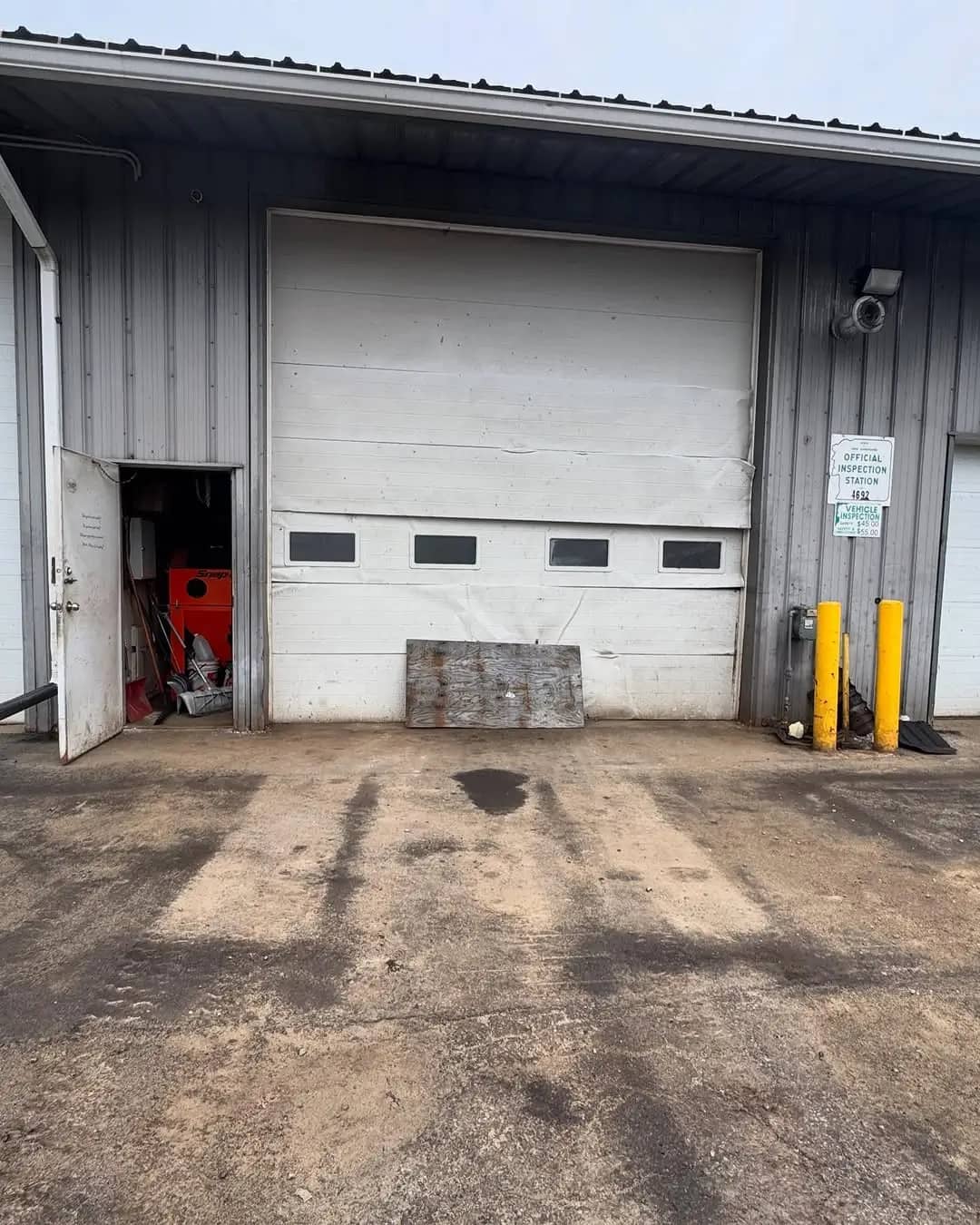 Garage door repair work
